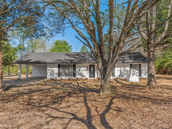 2830 Lancer Lane, Keithville, LA 71047