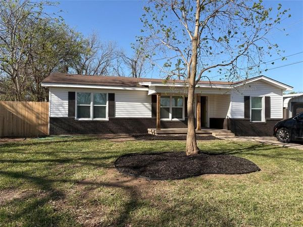 2401 S 26th Street, Waco, TX 76706
