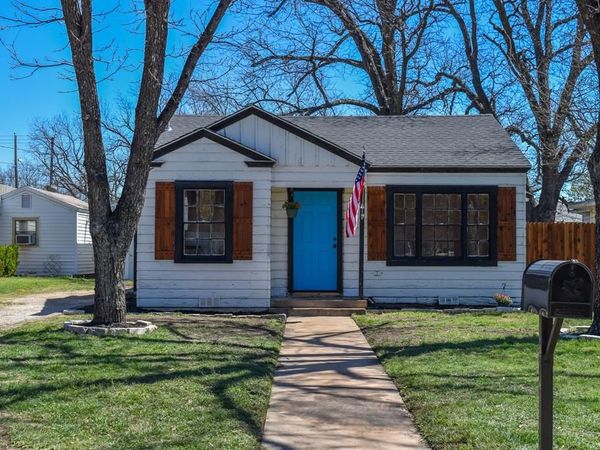 1202 N Grant, Brady, TX 76825