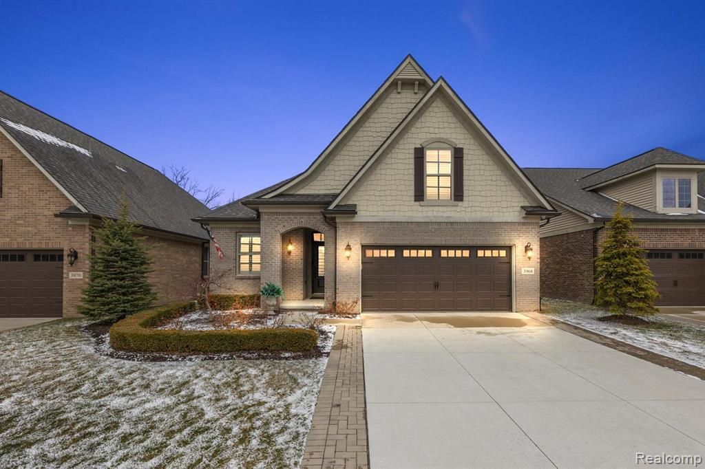 3968 Vendome Drive, Auburn Hills, MI 48326 Main Photo