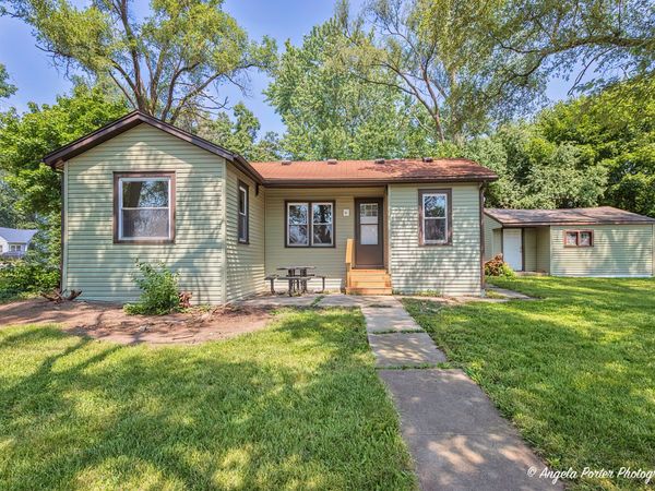 1501 Round Lake Drive, Round Lake Beach, IL 60073