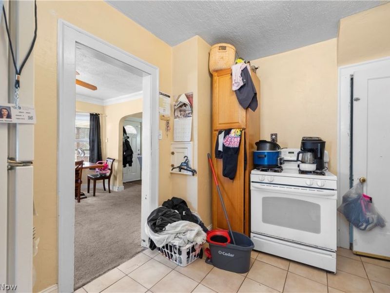 4552 Broadview Road, Cleveland, OH 44109 Photo 33