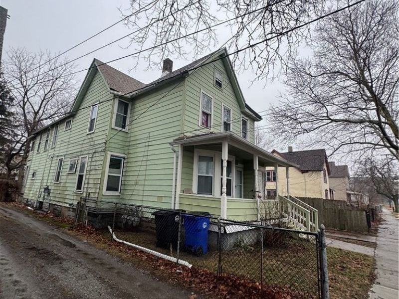 1427 E 51st Street, Cleveland, OH 44103 Photo 2