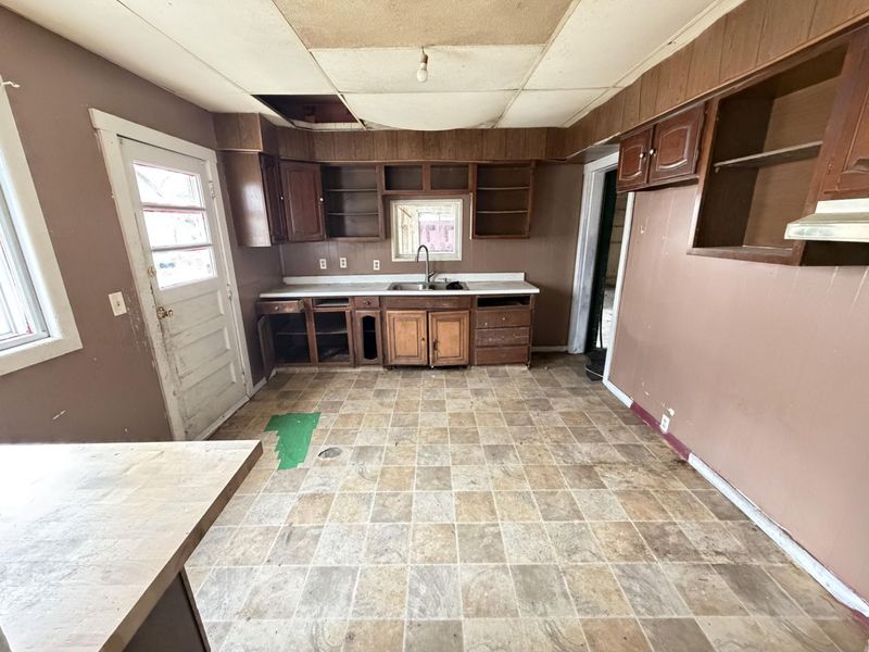 317 N Elm Street, Bellefontaine, OH 43311 Photo 4