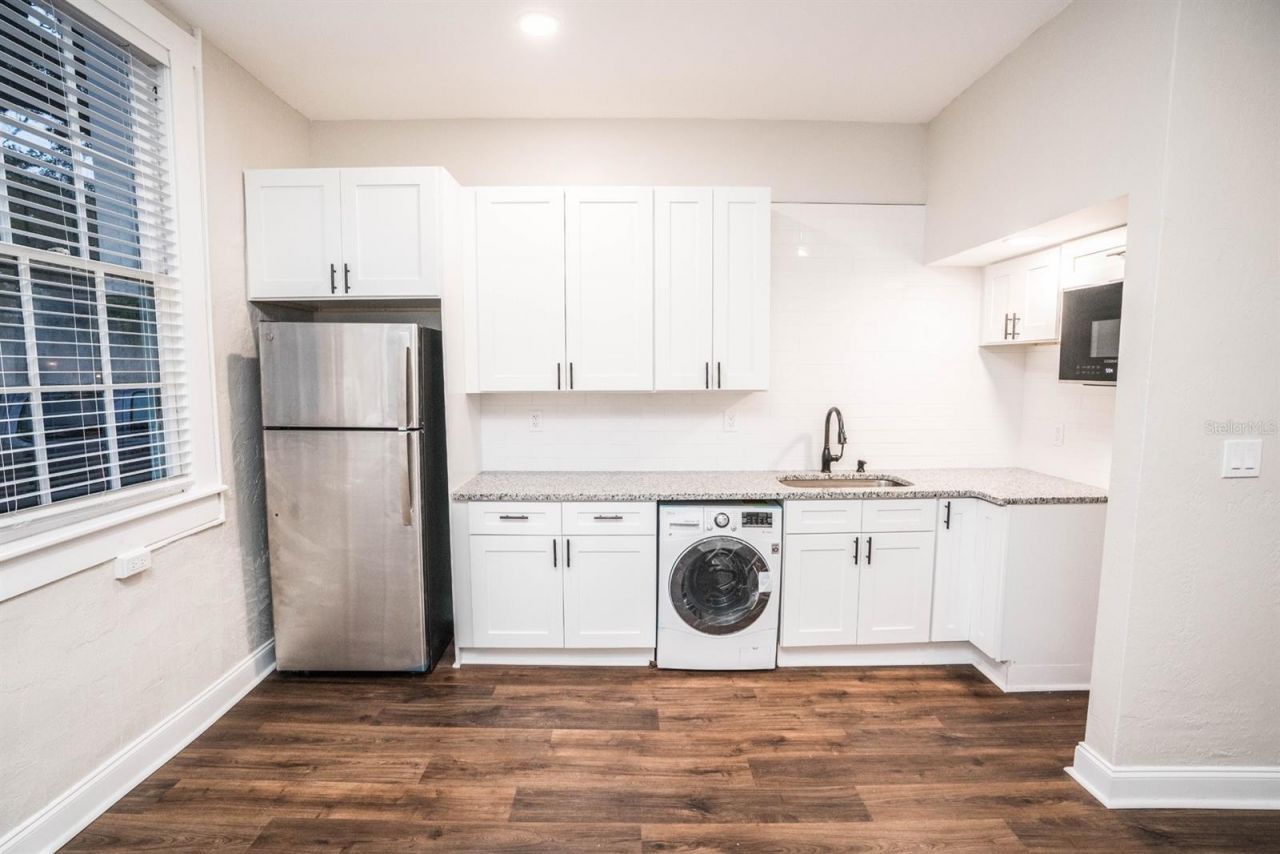 1700 Park Street N, Unit 24, Saint Petersburg, FL 33710 Photo