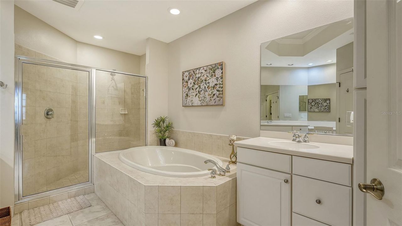 6350 Watercrest Way , Unit 402, Lakewood Ranch, FL 34202 Photo