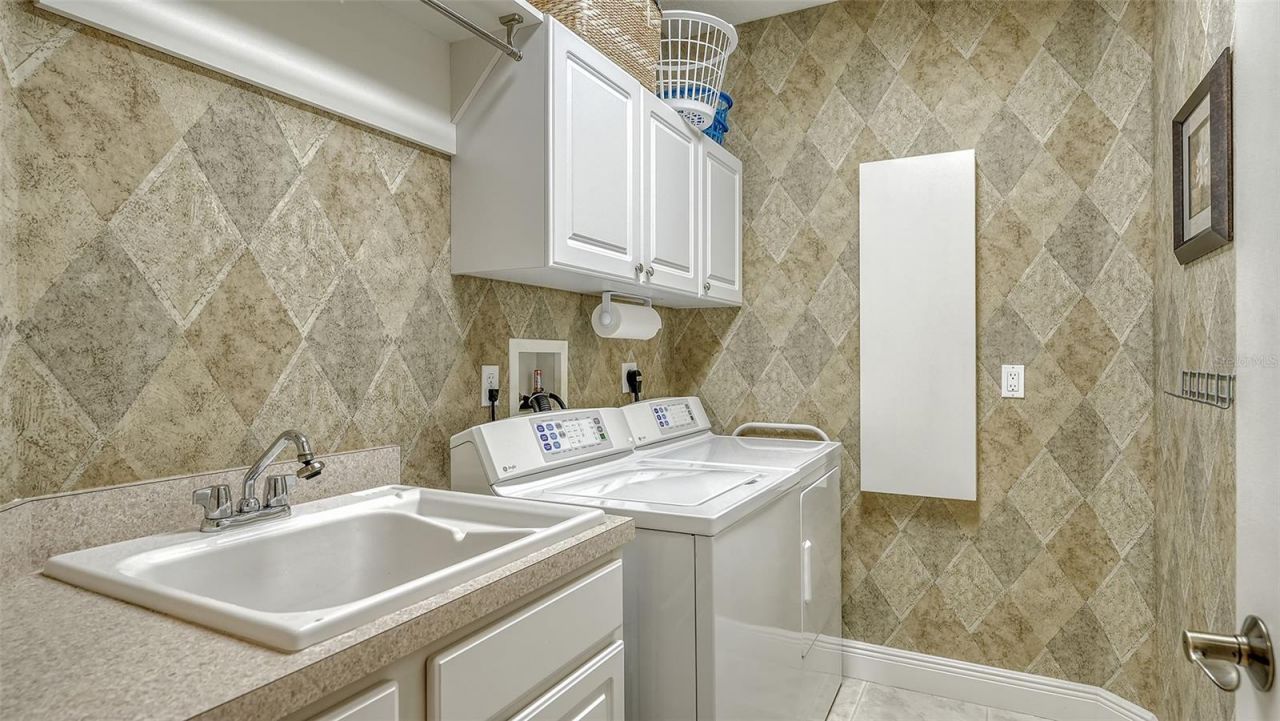 6350 Watercrest Way , Unit 402, Lakewood Ranch, FL 34202 Photo