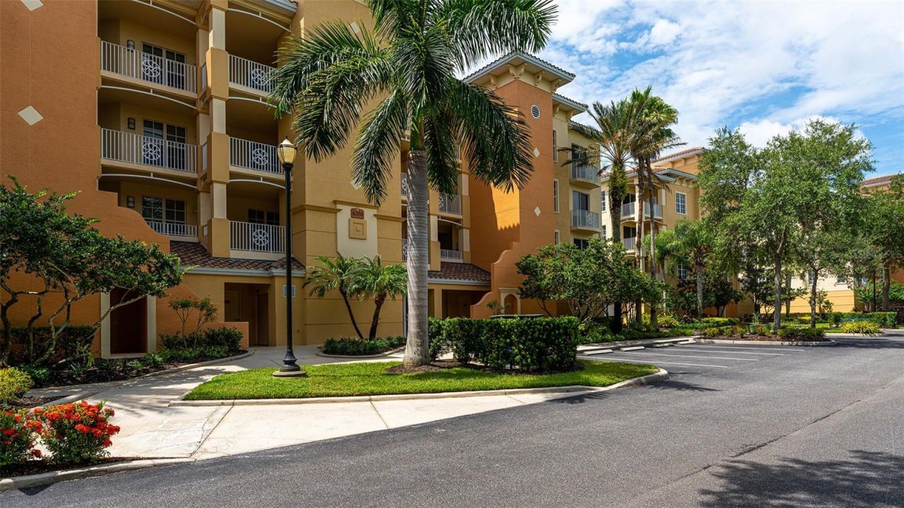 6350 Watercrest Way , Unit 402, Lakewood Ranch, FL 34202 Photo
