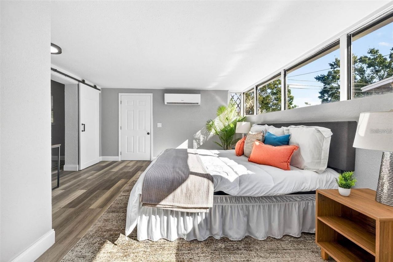 6965 21st Street N, Saint Petersburg, FL 33702 Photo