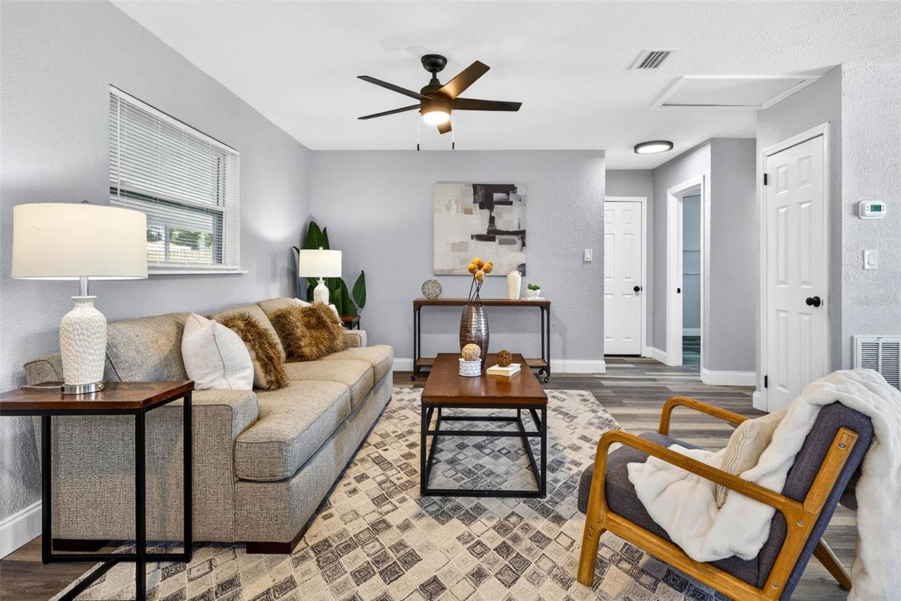 6965 21st Street N, Saint Petersburg, FL 33702 Photo