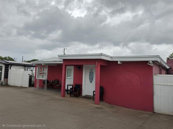 6217 BLOSSOM AVENUE , TAMPA, FL 33614