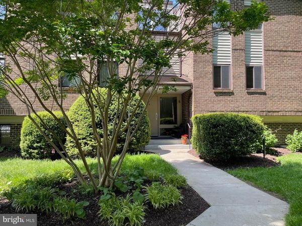 6 LONGSTREAM COURT, Unit T-2, BALTIMORE, MD 21209