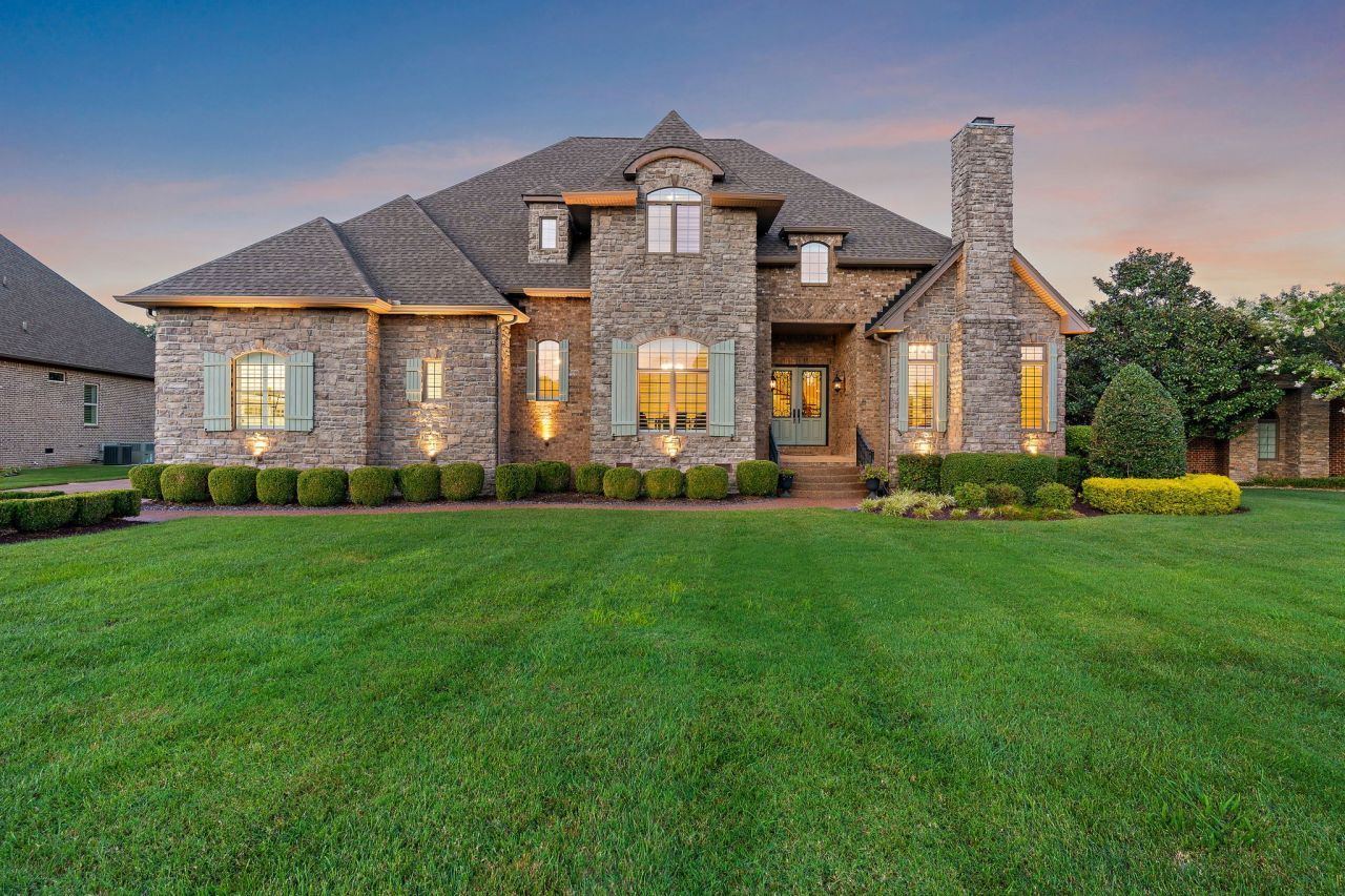 618 Ridgecrest Ln  Lebanon, TN 37087