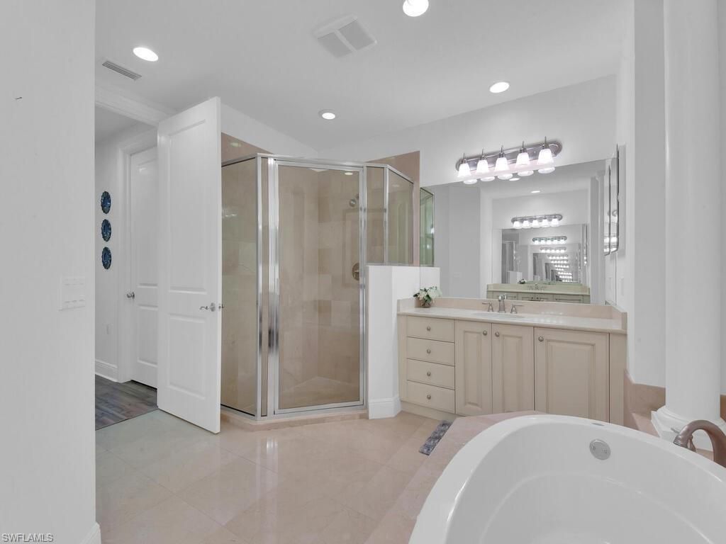 2710 Callista Ct, Unit 104, Naples, FL 34114 Photo