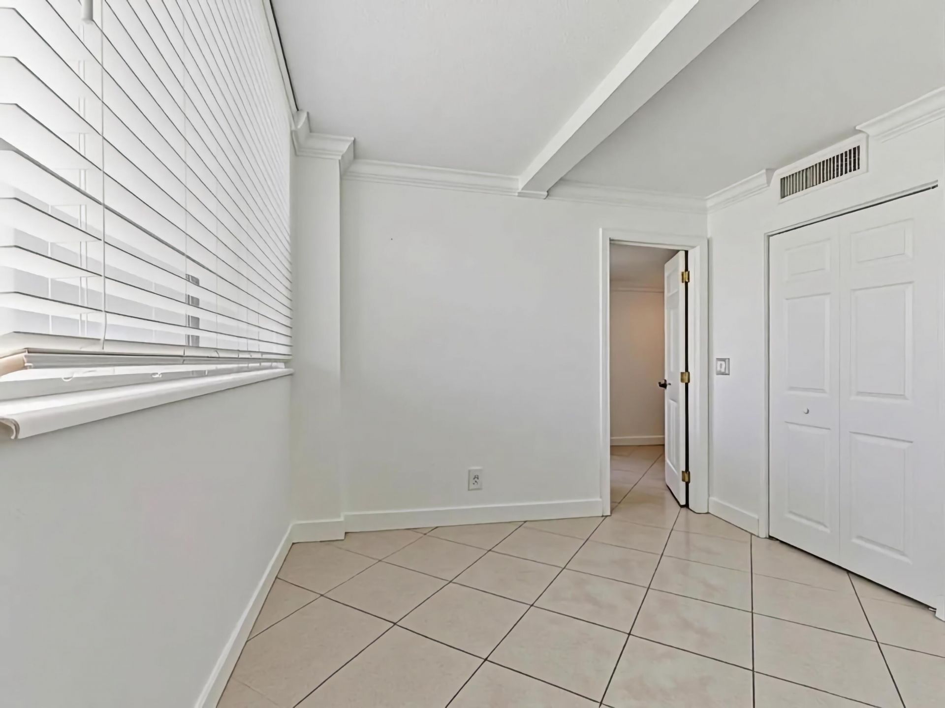 5700 NW 2nd Avenue, Unit 108, Boca Raton, FL 33487 Photo