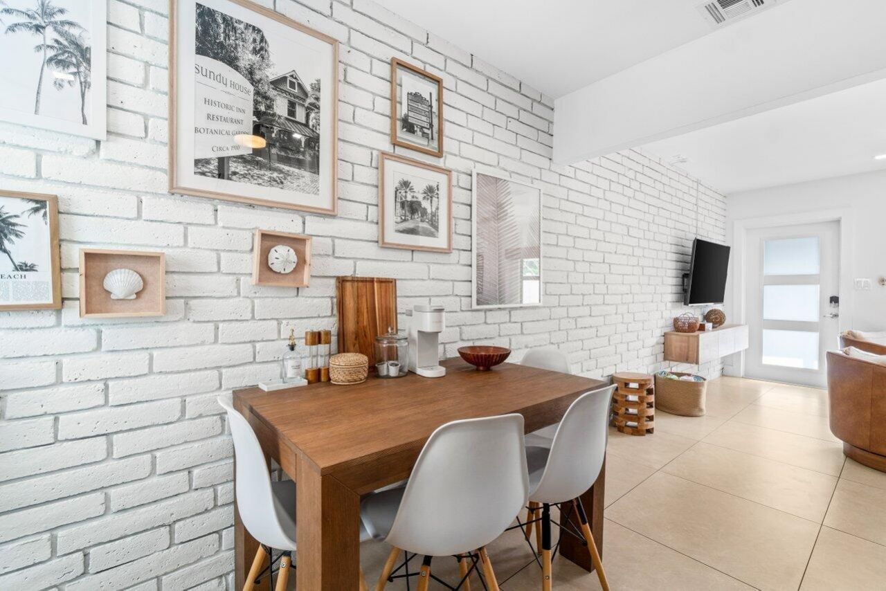 217 NE 11th Street, Delray Beach, FL 33444 Photo