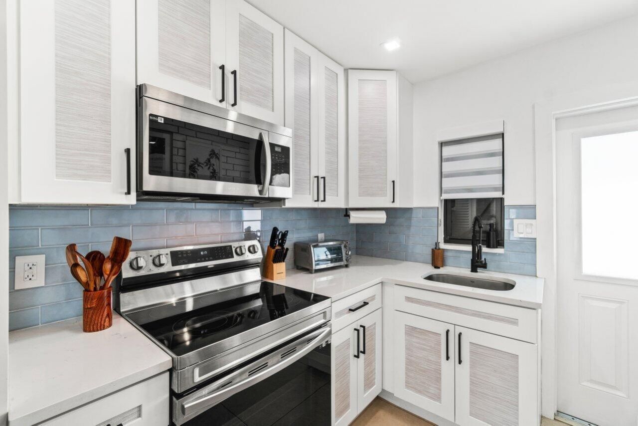 217 NE 11th Street, Delray Beach, FL 33444 Photo