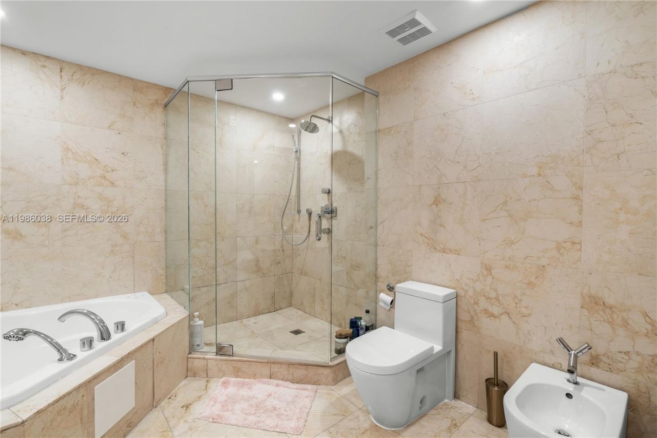 6000 Indian Creek Dr, Unit 5B, Miami Beach, FL 33140 Photo