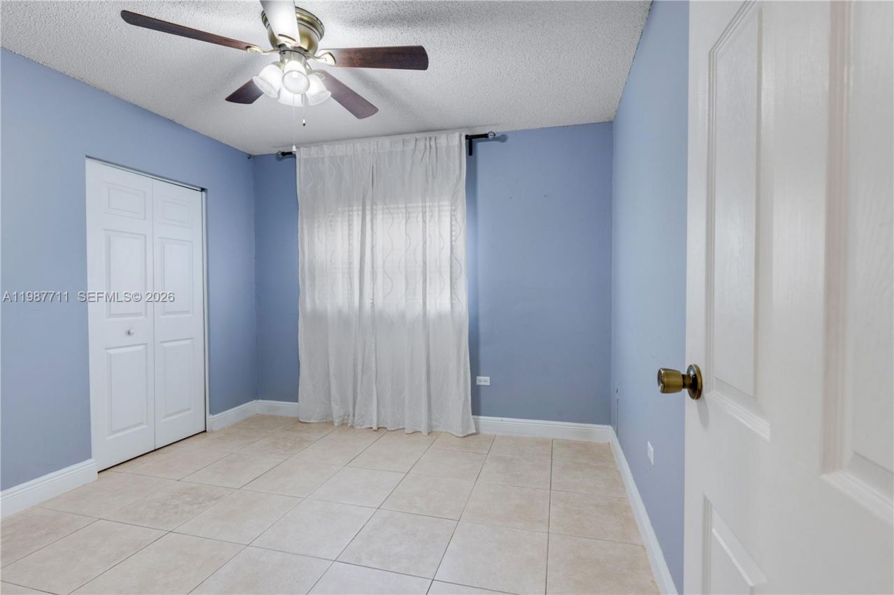 8390 N Missionwood Cir , Unit D-18, Miramar, FL 33025 Photo