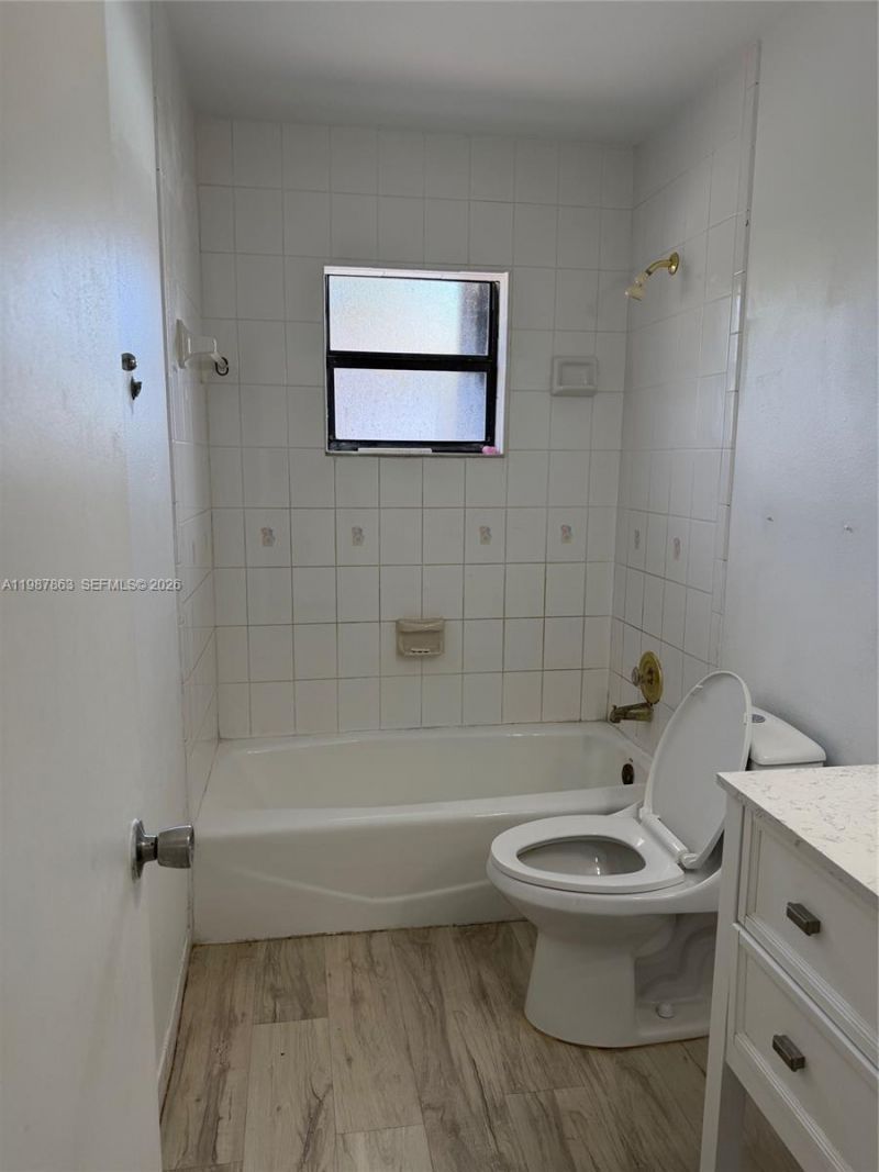 1419 Yellowthroat St, Homestead, FL 33035 Photo