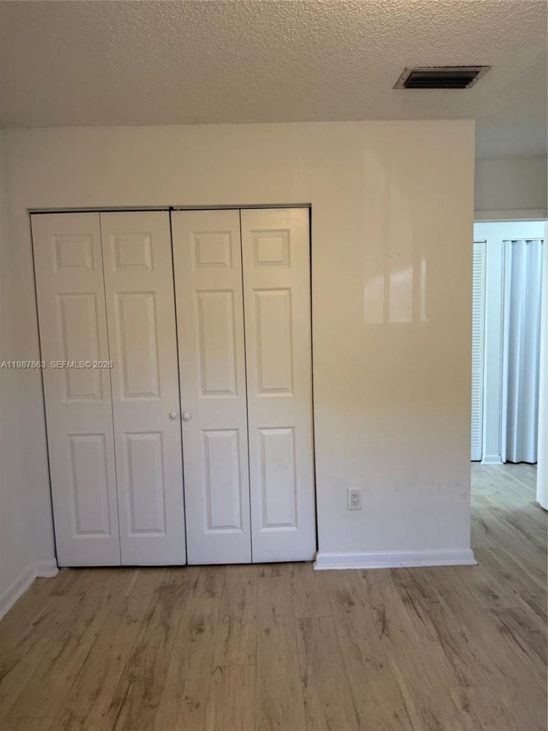 1419 Yellowthroat St, Homestead, FL 33035 Photo
