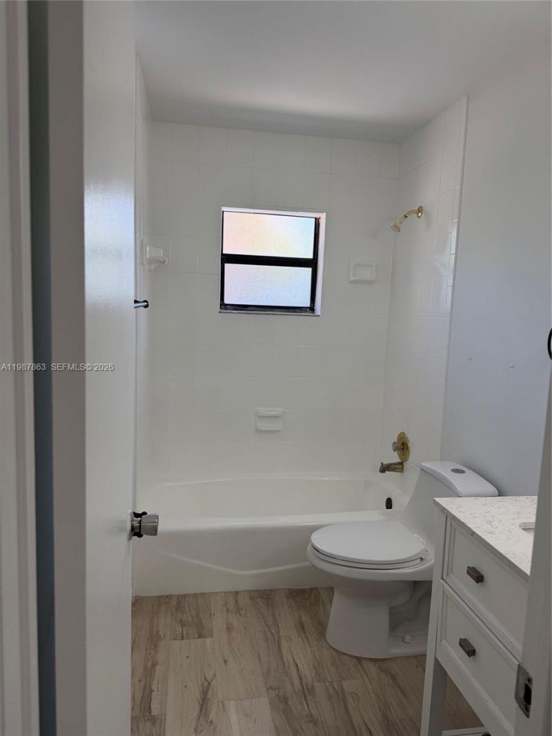 1419 Yellowthroat St, Homestead, FL 33035 Photo