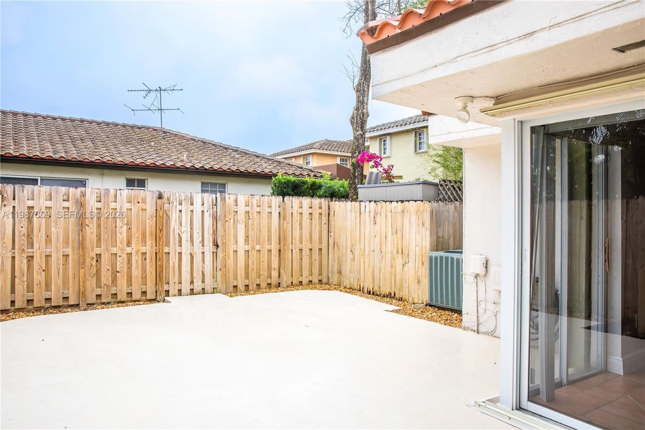 7523 SW 109th Ave, Miami, FL 33173 Photo