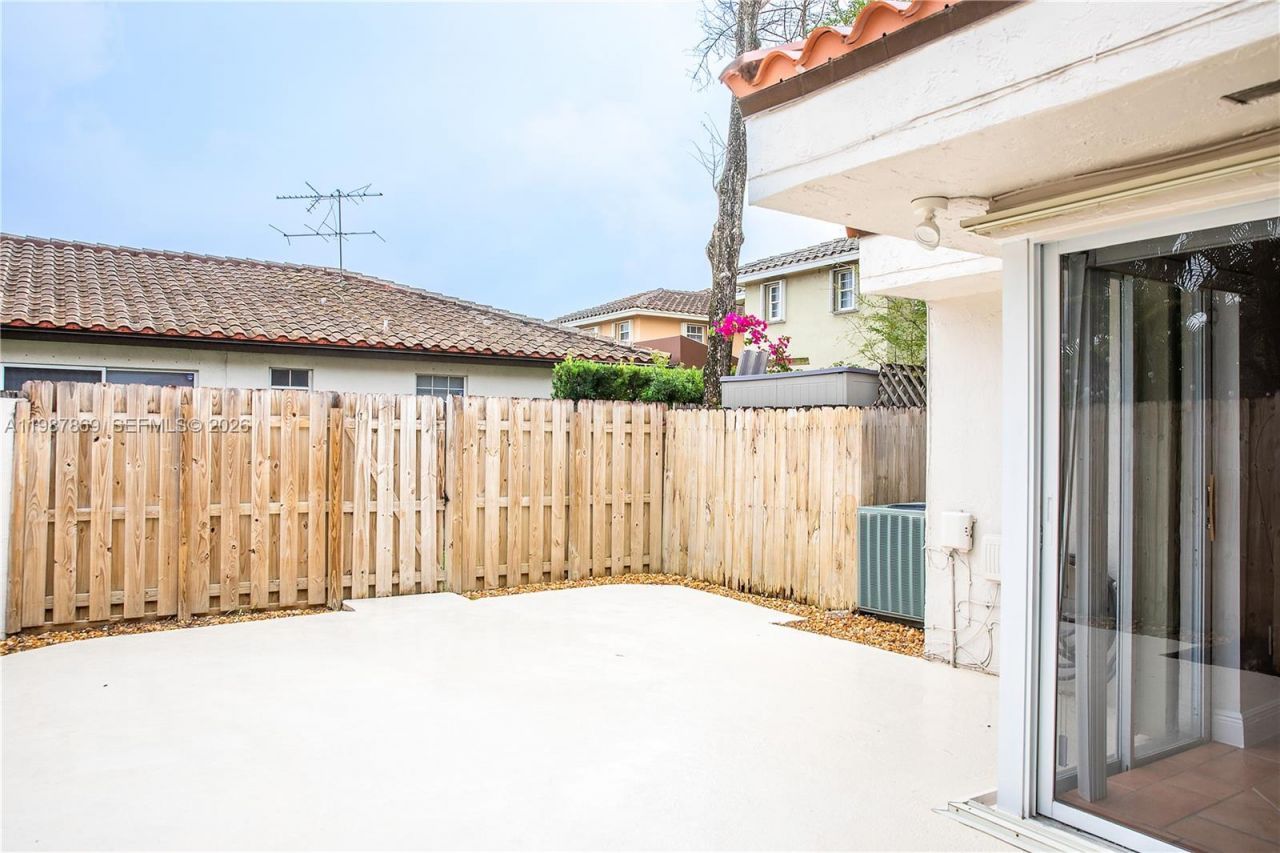 7523 SW 109th Ave, Miami, FL 33173 Photo