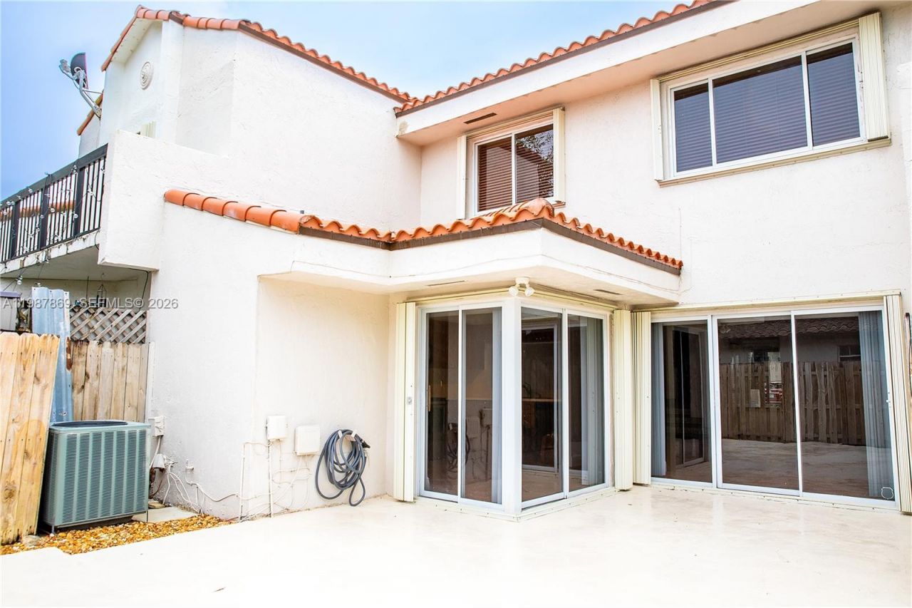 7523 SW 109th Ave, Miami, FL 33173 Photo