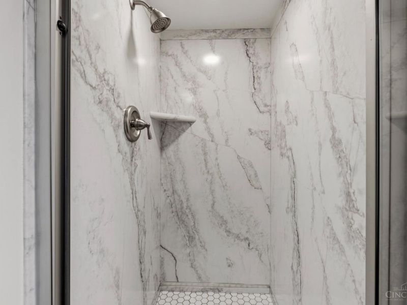 3563 Amberacres Drive, Unit #1, Cincinnati, OH 45237 Photo 19