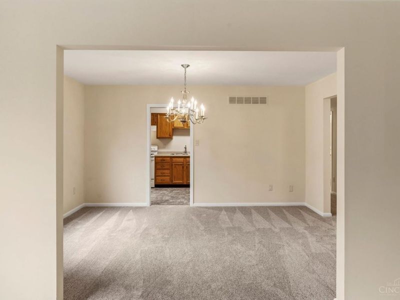 3563 Amberacres Drive, Unit #1, Cincinnati, OH 45237 Photo 6