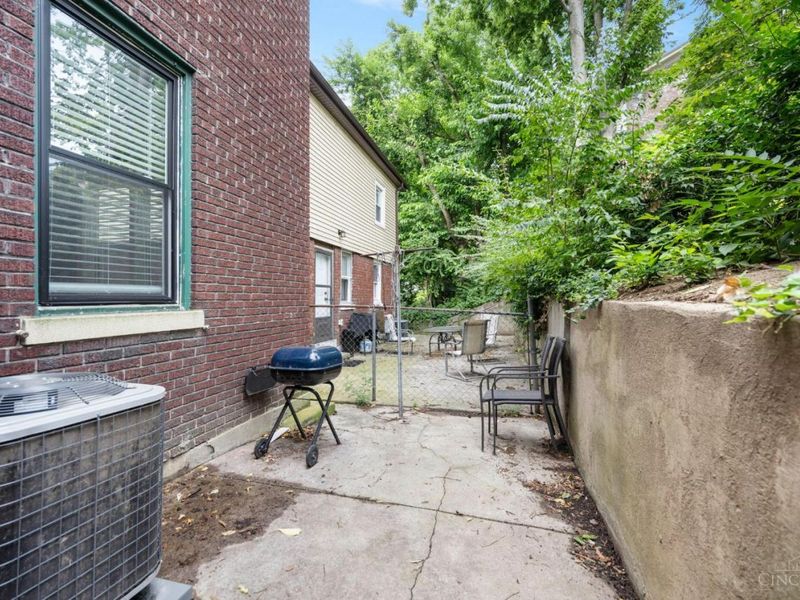 236 Gilman Avenue, Cincinnati, OH 45219 Photo 7