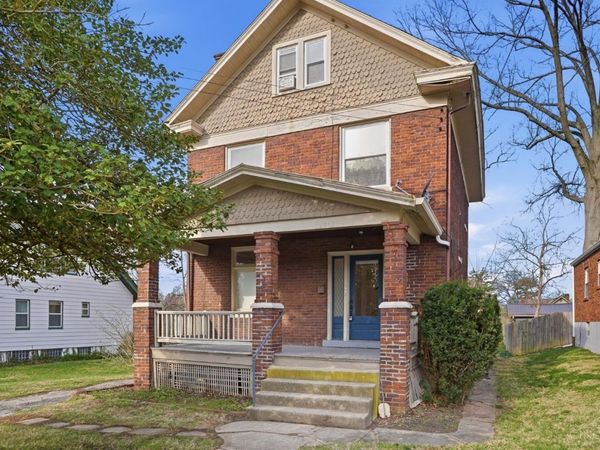 5805 Woodmont Avenue, Cincinnati, OH 45213