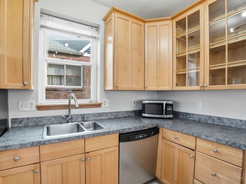 5805 Woodmont Avenue, Cincinnati, OH 45213 Photo 17