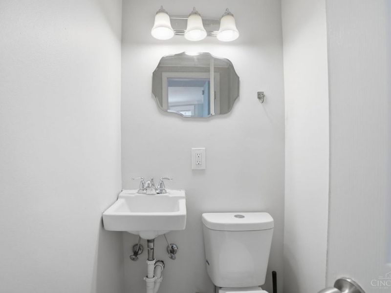 5805 Woodmont Avenue, Cincinnati, OH 45213 Photo 18