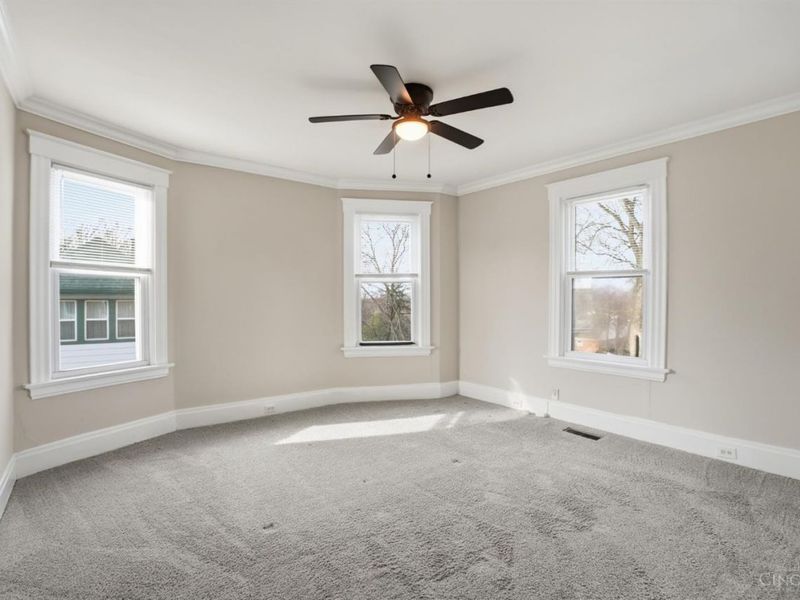 5805 Woodmont Avenue, Cincinnati, OH 45213 Photo 22