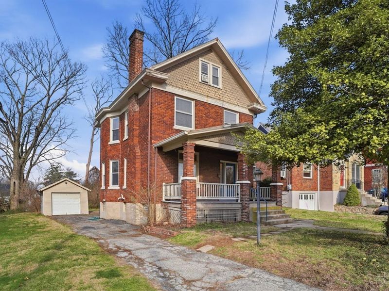 5805 Woodmont Avenue, Cincinnati, OH 45213 Photo 3