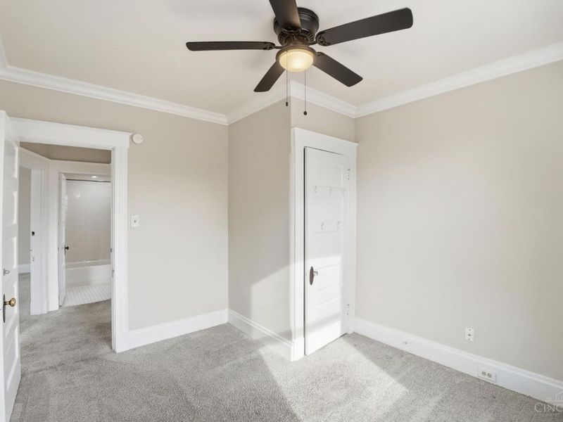 5805 Woodmont Avenue, Cincinnati, OH 45213 Photo 30