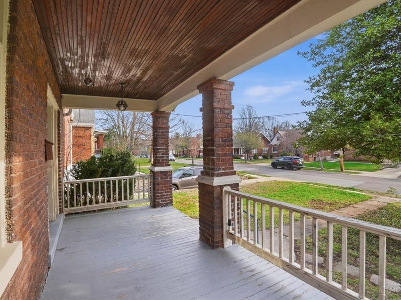 5805 Woodmont Avenue, Cincinnati, OH 45213 Photo 5