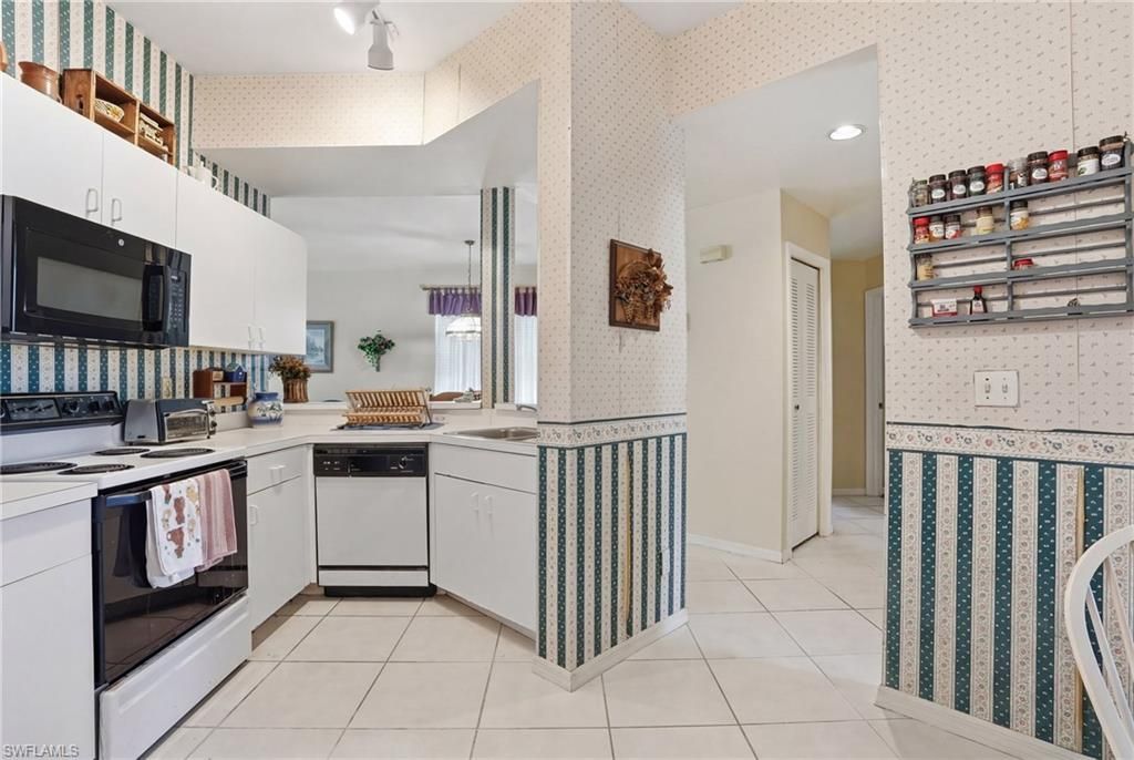 1024 Mainsail Dr, Unit 511, Naples, FL 34114 Photo