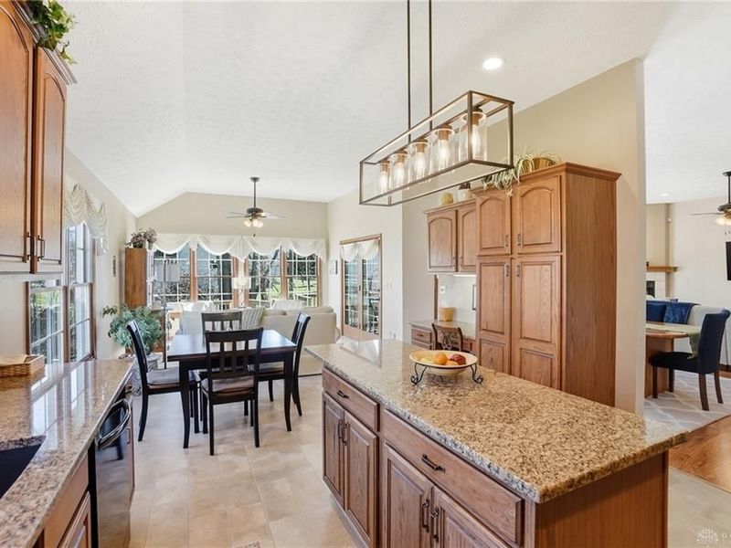 2366 Rosina Drive, Miamisburg, OH 45342 Photo 14