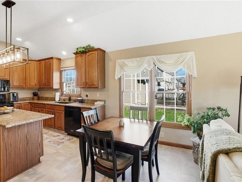 2366 Rosina Drive, Miamisburg, OH 45342 Photo 17