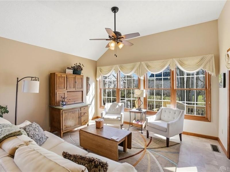 2366 Rosina Drive, Miamisburg, OH 45342 Photo 18