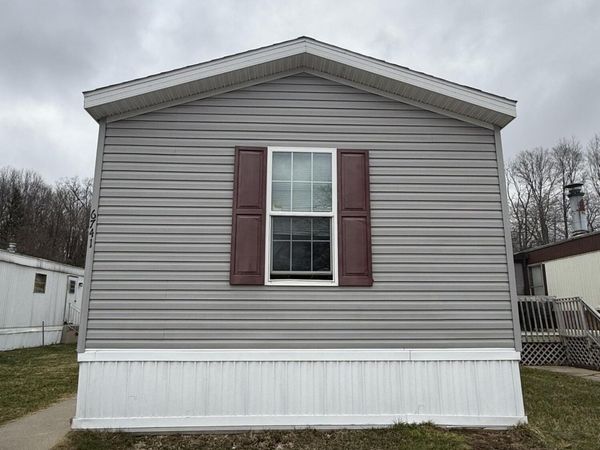 6741 Helman Boulevard, Unit lot 203, Lansing, MI 48911