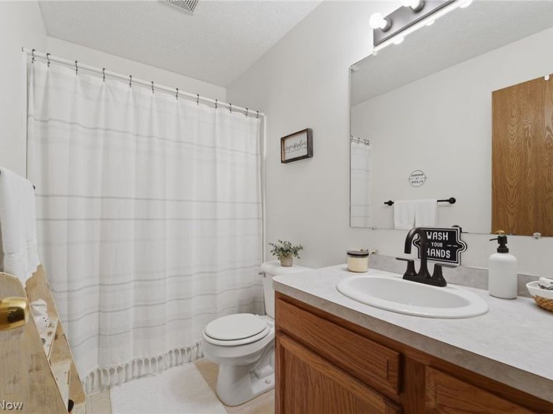 5206 University Drive, Geneva, OH 44041 Photo 22