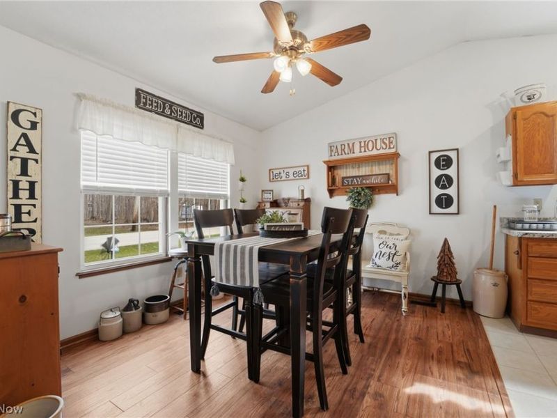 5206 University Drive, Geneva, OH 44041 Photo 6