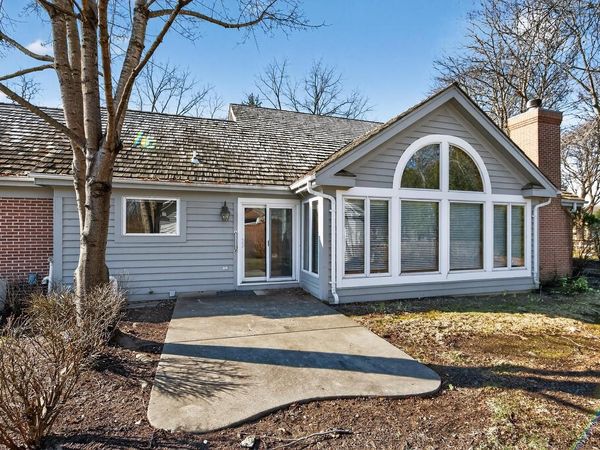 2415 Walnut Grove COURT, Unit B, Brookfield, WI 53005