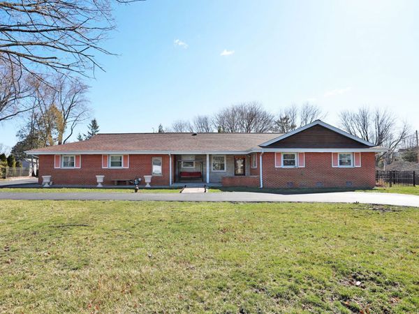 409 Lexington Drive , Schaumburg, IL 60173