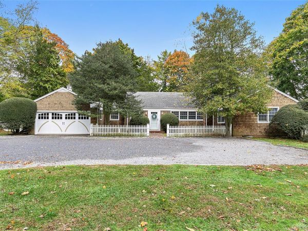 669 Hill Street , Southampton, NY 11968