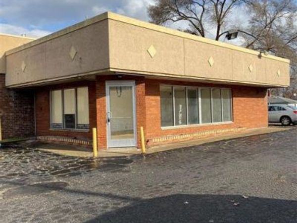 5347 Telegraph , Dearborn Heights, MI 48125